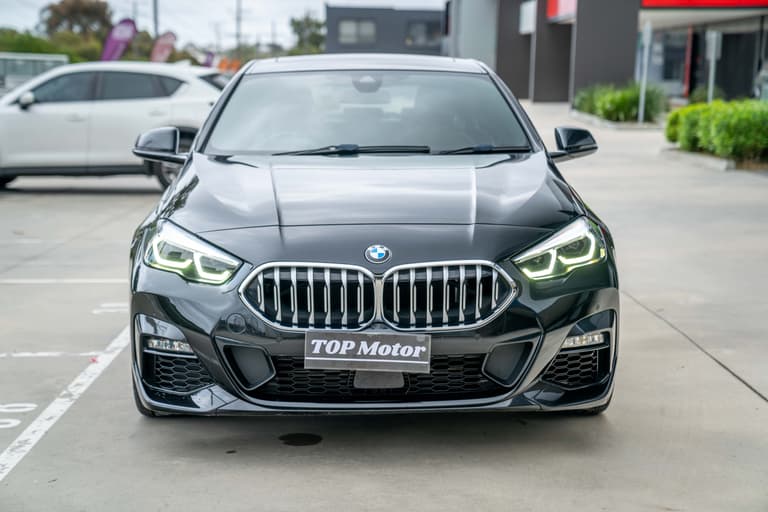 2020 BMW 218I